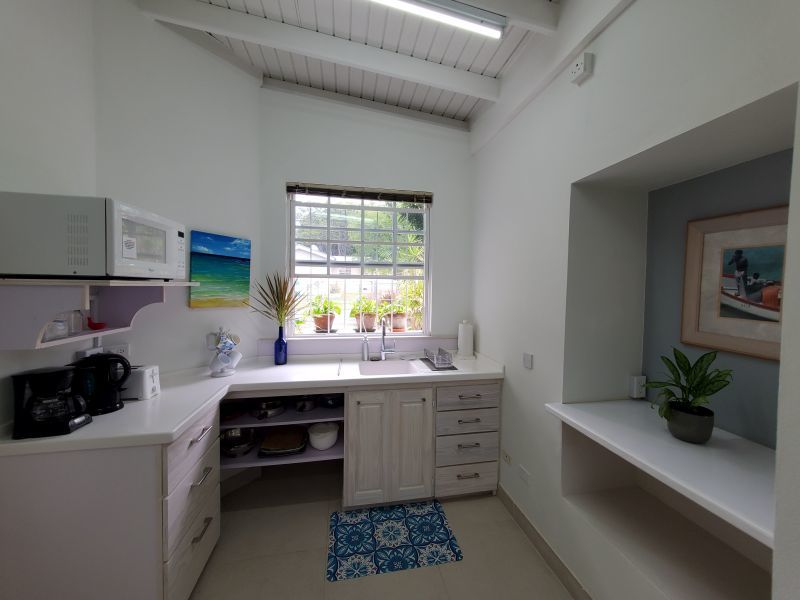 1 Bed Apartment/Condo To Rent in Holetown Barbados